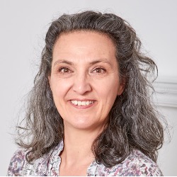 Myriam Schmegner  Myriam Schmegner